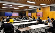 学校召开数字教材建设交流座谈会