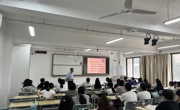 教务处深入上海路校区教学一线，全面保障课堂教学质量